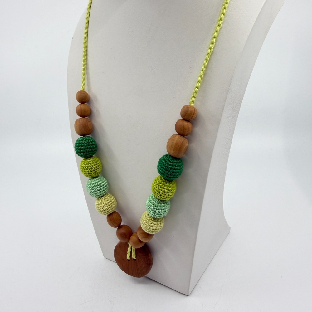 Y2K Ombre Green Crochet Bead & Wood Statement Necklace Artisan Jewelry Gift - Picture 11 of 15